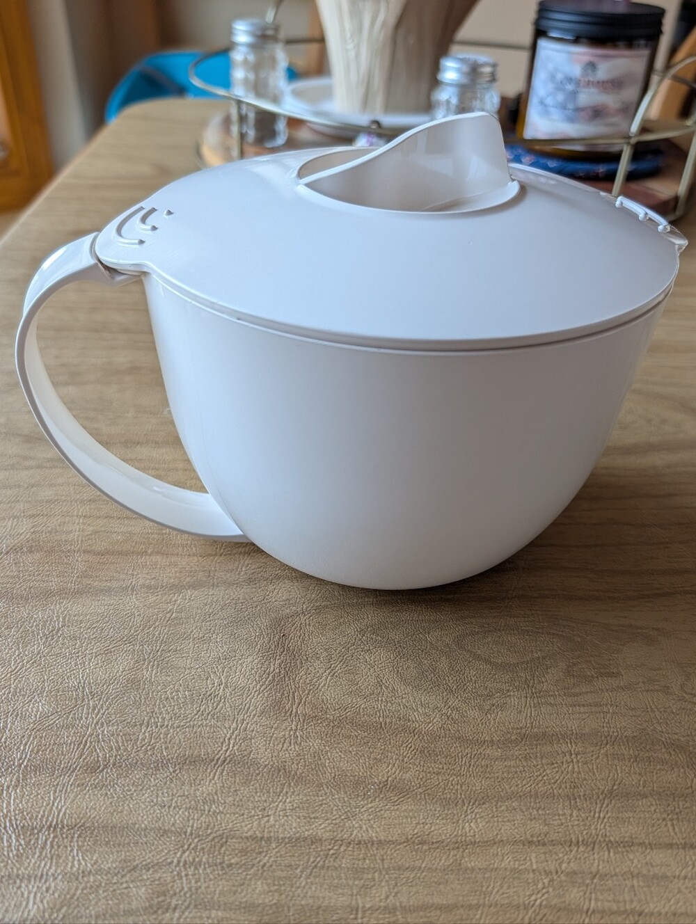 Tupperware Microwave Jug MicroCook 4 Cups/1 Liter